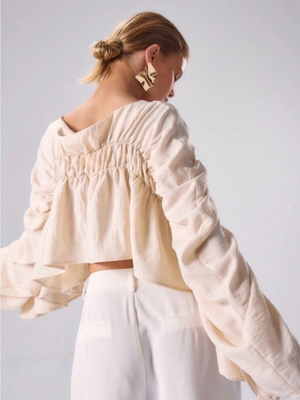 Musera Statement Cream Ruched Crop Blouse NEW Boho Chic Modern Romantic - Picture 2 of 11